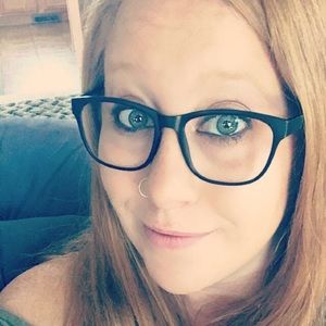 Meet your Posher, Caitlyn